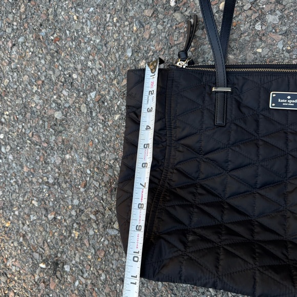 Kate Spade New York Wilson Road Tote Bag Quilted Talya Large Black EUC Shoulder - Picture 9 of 11